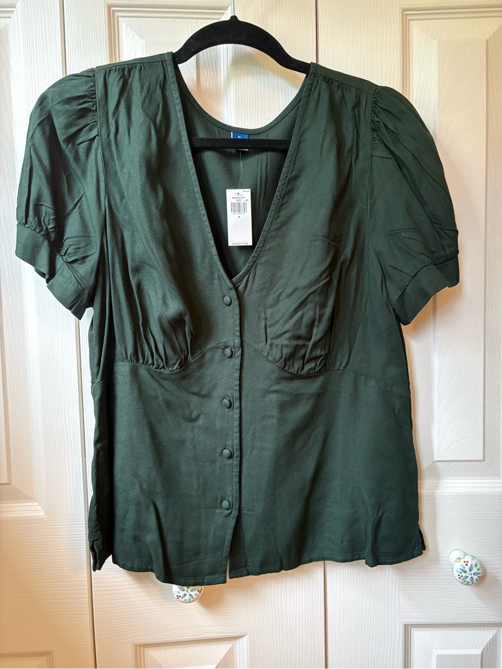 NWT Old Navy Women's Deep Green Button-Front V-Neck Top